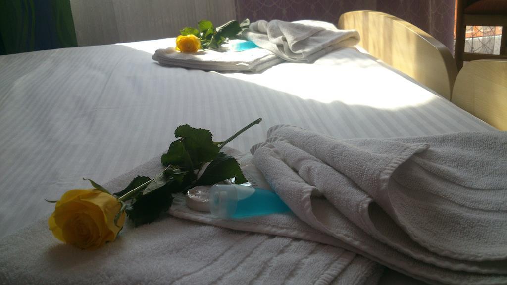 Hotel & Motorest V Udoli Zlateho Potoka Blsany Екстериор снимка